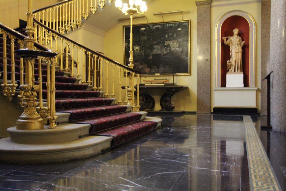 Fishmongers' Hall stone cleaning