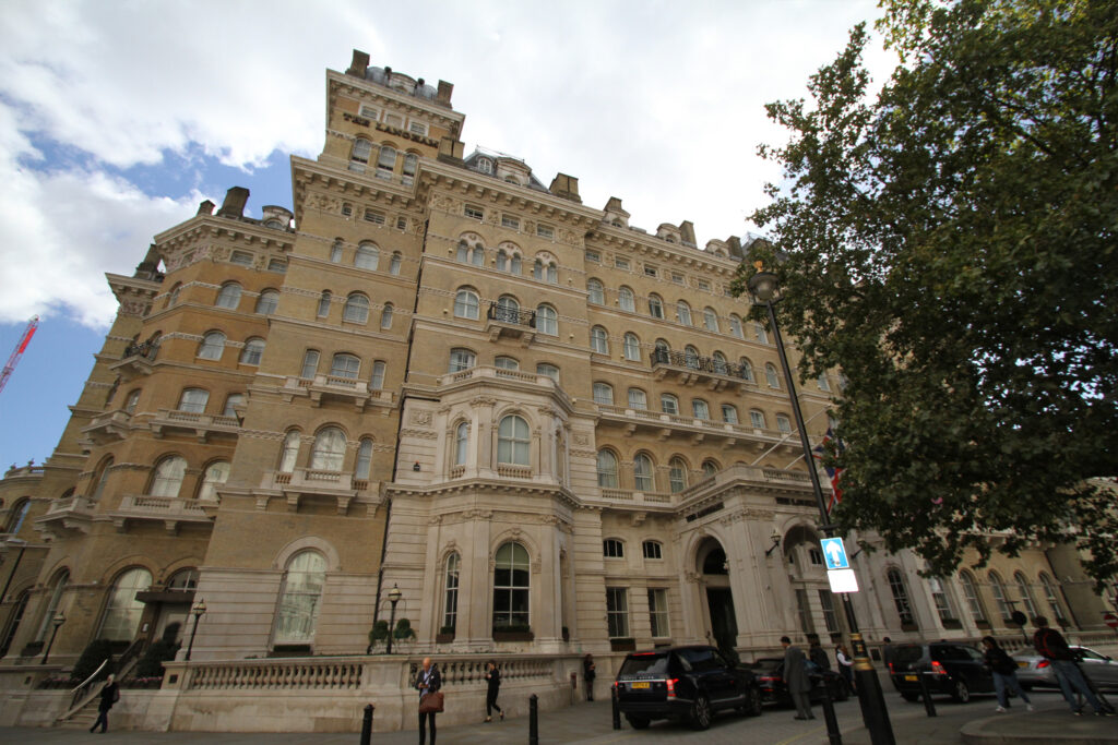 Styles Façade Solutions® delivered this stunning transformation of The Langham Hotel, London, restoring its Grade II listed façade to pristine condition. Their scaffold-free Façade Gommage process offers minimal disruption, faster turnaround, and outstanding results, proving why they're the trusted choice for heritage building façade cleaning.