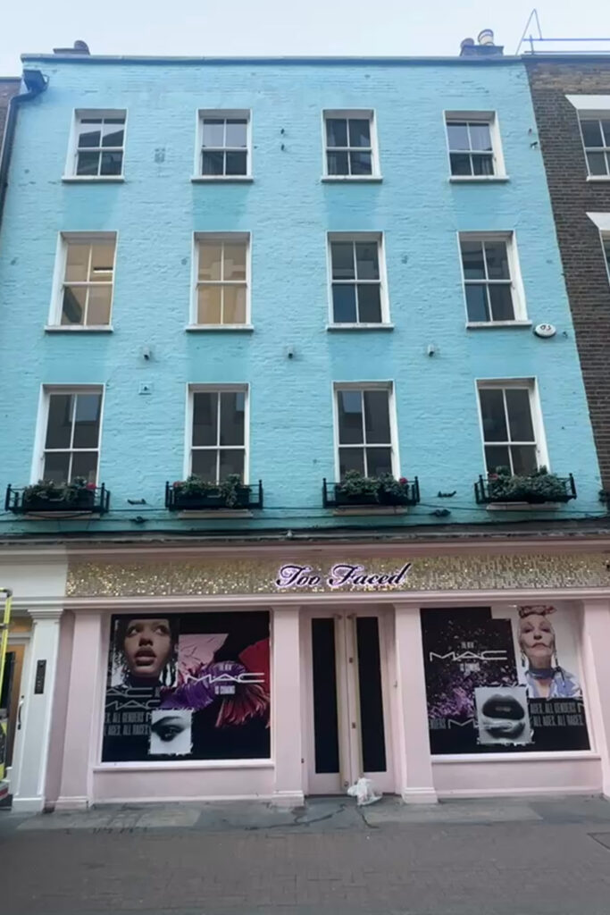 Styles Façade Solutions (formerly Thomann-Hanry®) was commissioned to restore the façade of 46 Carnaby Street, London, Prior to works commencing, with the original Victorian brickwork entirely concealed beneath thick layers of paint across the upper three storeys.